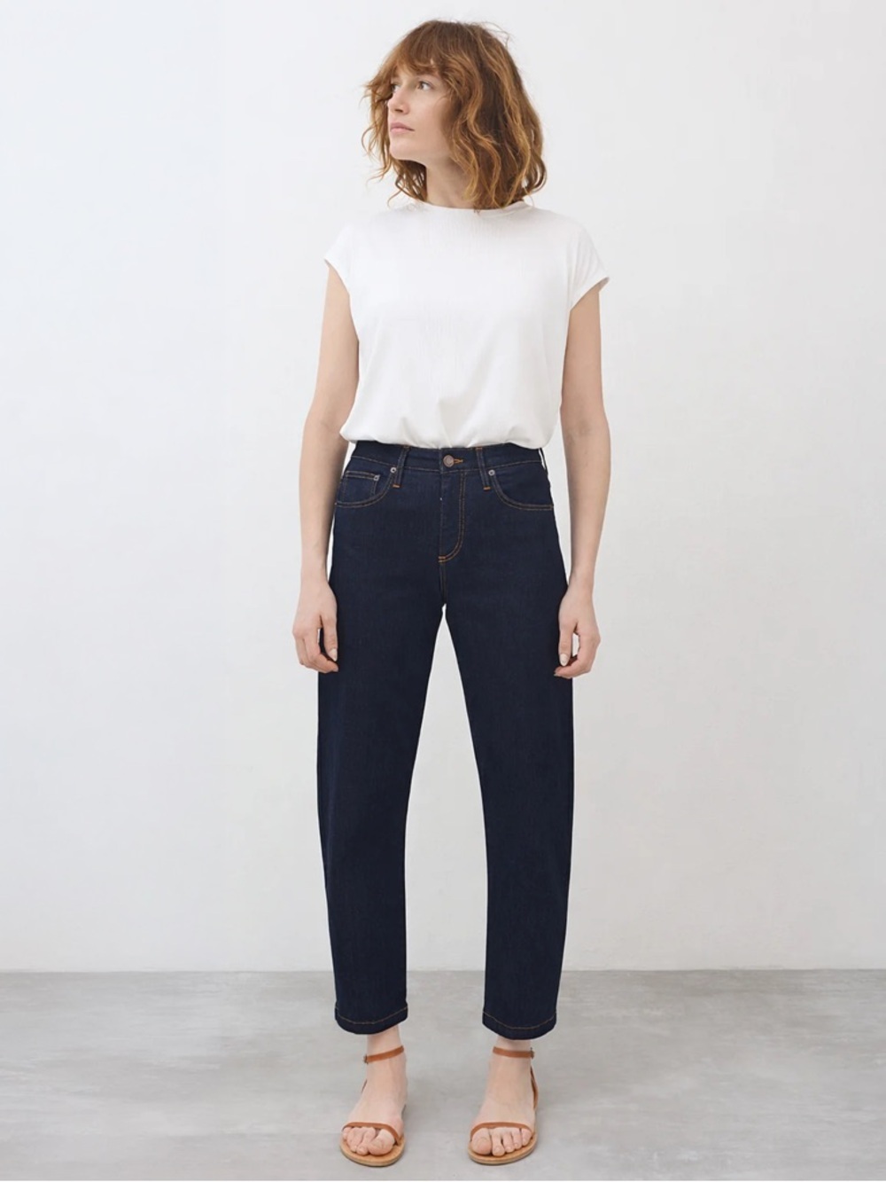 Ruti - The Classic Barrel Leg Jeans - Rich Dark Wash